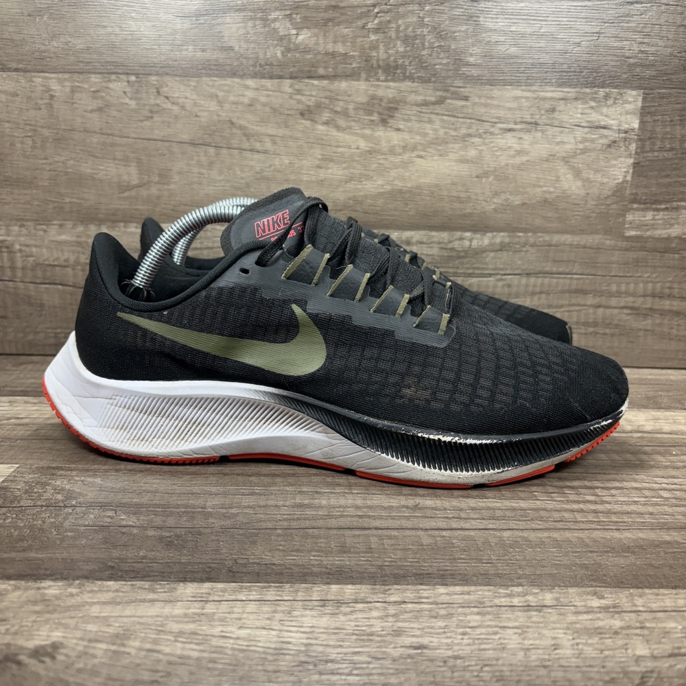 Nike Air Zoom Pegasus 37 Black Green Mens US Size 10 BQ9646-004 Running Shoes